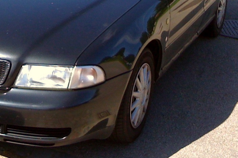 Wheel covers mounted to an Audi A4